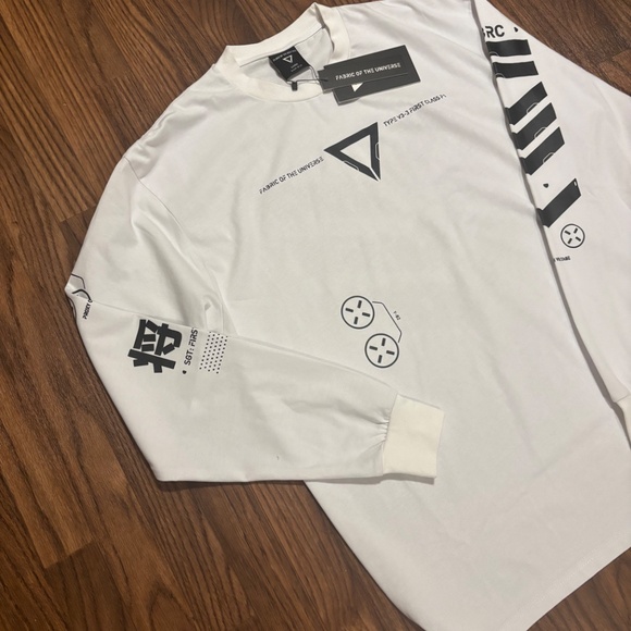 Fabric Of The Universe * Men’s Dual Fusion Premium Long Sleeve * Large * NWT - Picture 4 of 12